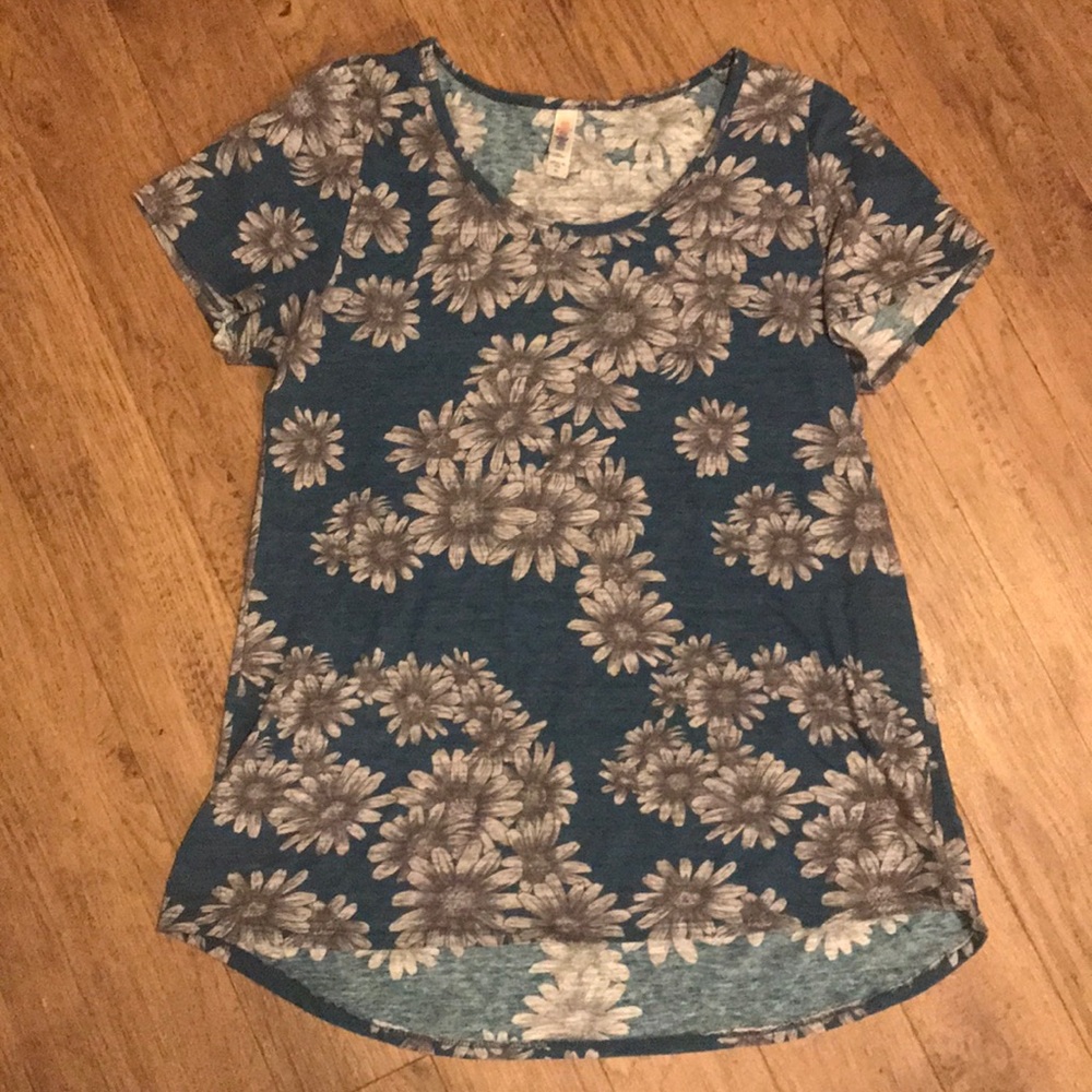 LuLaRoe Classic Tee
